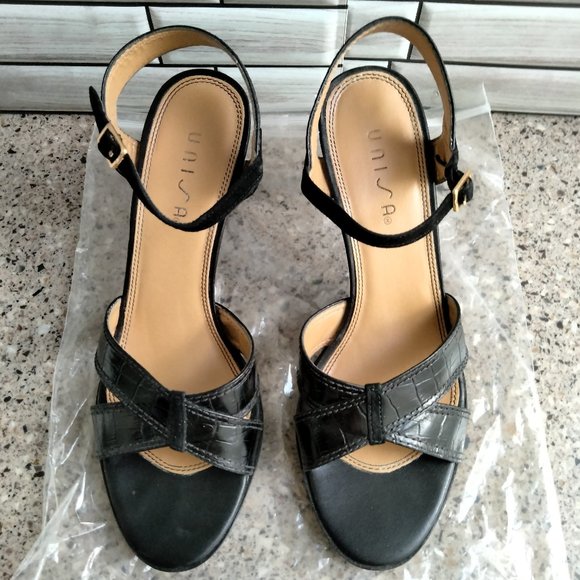Strappy Black Leather Wood Heels - Picture 1 of 10